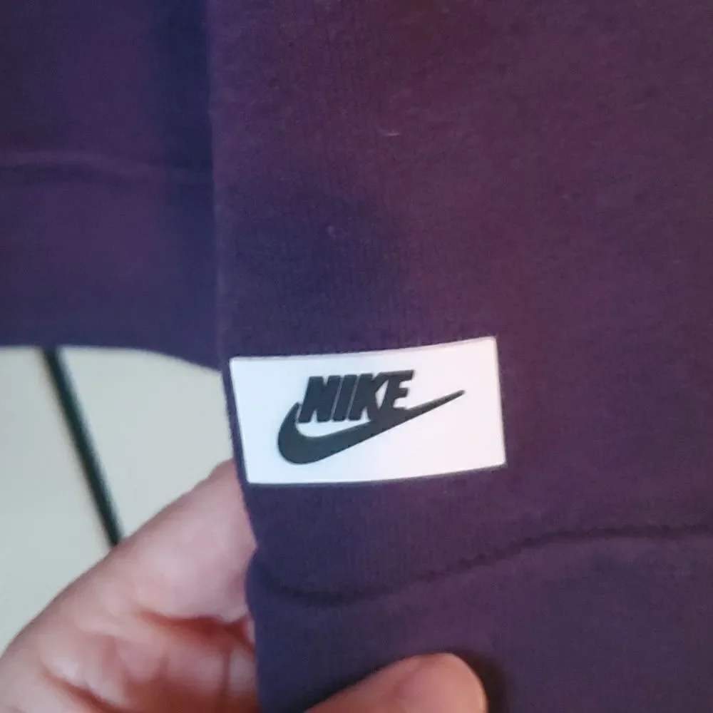 NIKE HOODIE Size S, NWOT!